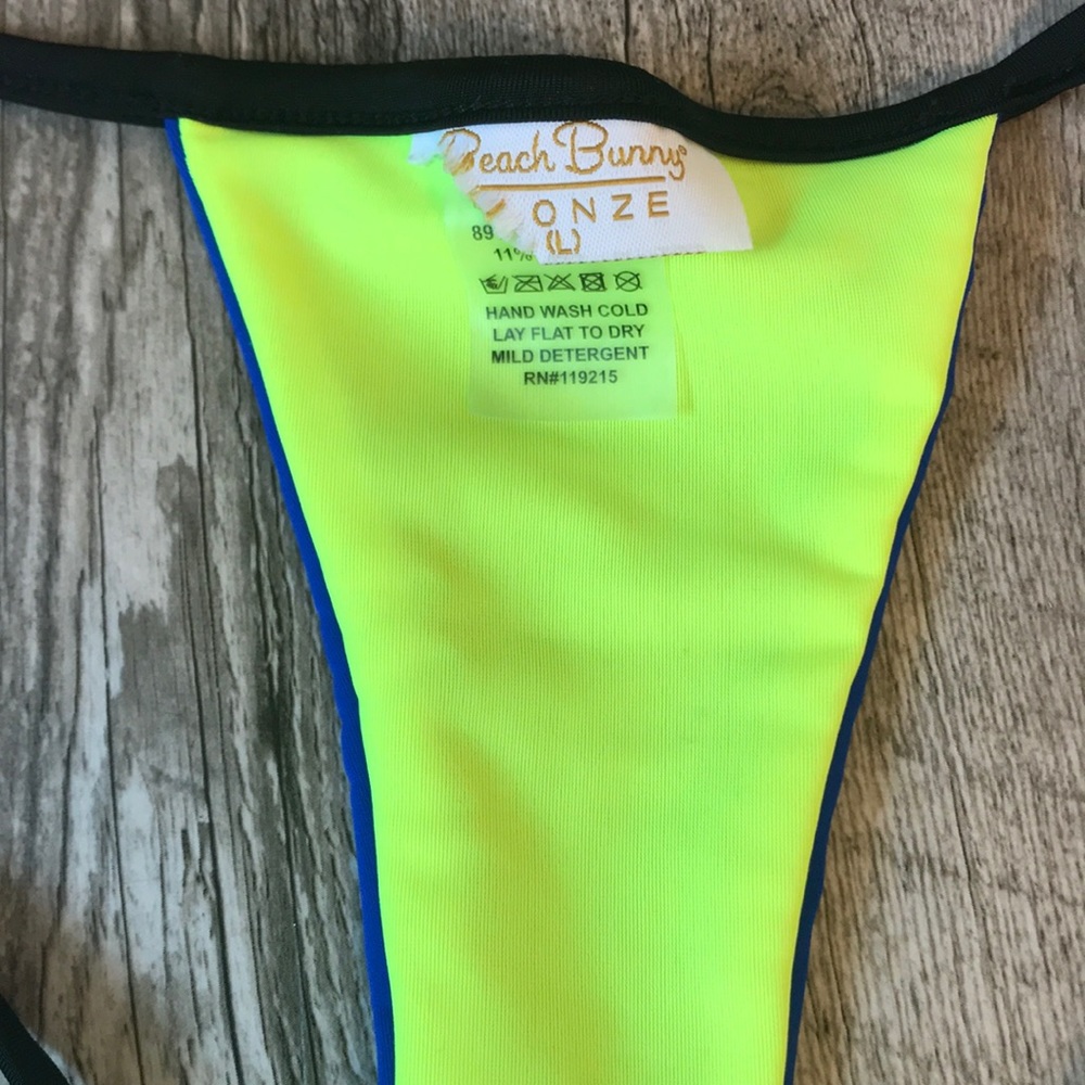 Beach Bunny Form & Function Bikini - image 4